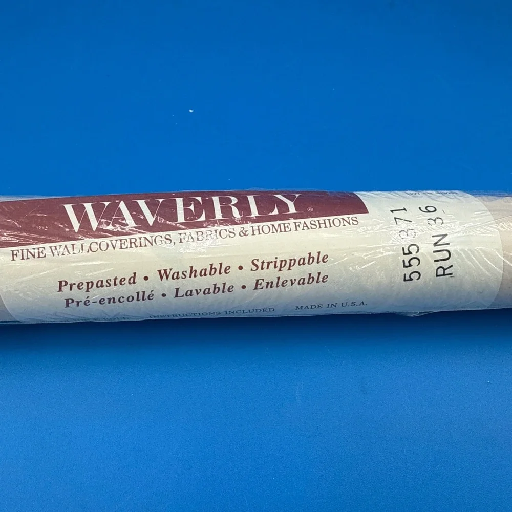 Waverly Wallpaper One Double Roll Prepasted Floral Pattern #555371 Run 36